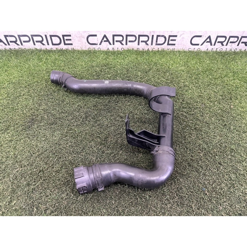 Шланг (система охлаждения) LAND ROVER RANGE ROVER Sport L494 2016 3.0 Diesel LR035627