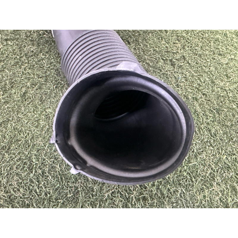 Патрубок повітряного фільтра (впускная система) LAND ROVER RANGE ROVER Sport L494 2016 3.0 Diesel LR062830