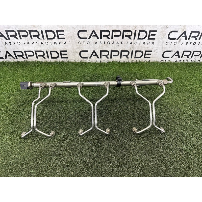 Топливная рампа (топливная система) BMW X3 F25 2013 3.0 N55B30 13537649710