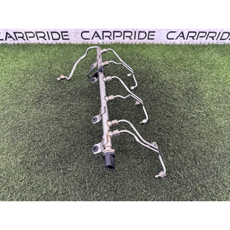 Топливная рампа (топливная система) BMW X3 F25 2013 3.0 N55B30 13537649710