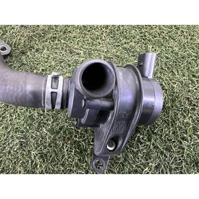 Помпа електрична (електрика) AUDI A4 B8 2012 2.0 CAEB 06H965561