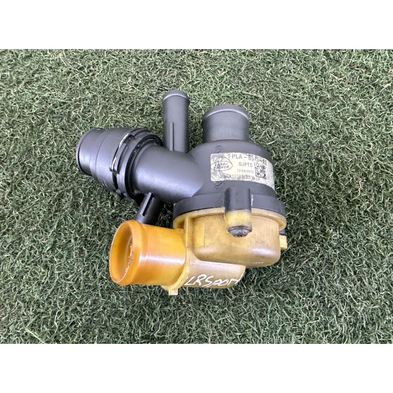 Корпус термостата (система охлаждения) LAND ROVER RANGE ROVER Sport L494 2016 3.0 Diesel LR079608
