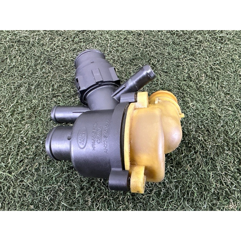 Корпус термостата (система охлаждения) LAND ROVER RANGE ROVER Sport L494 2016 3.0 Diesel LR079608