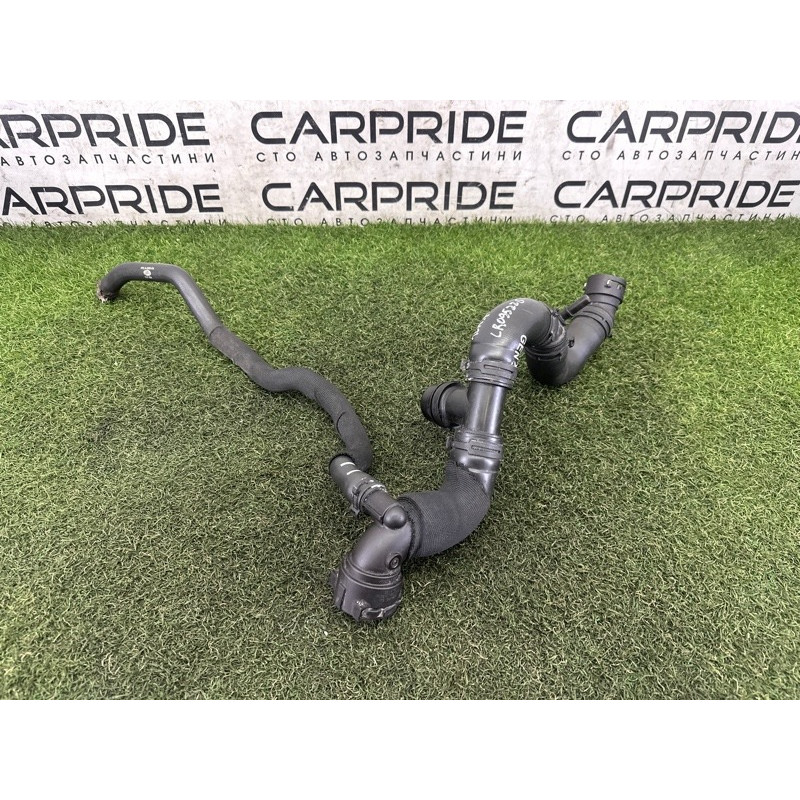 Шланг (система охлаждения) LAND ROVER RANGE ROVER Sport L494 2016 3.0 Diesel LR095226