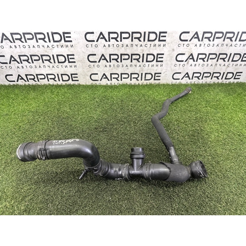 Шланг (система охлаждения) LAND ROVER RANGE ROVER Sport L494 2016 3.0 Diesel LR095226