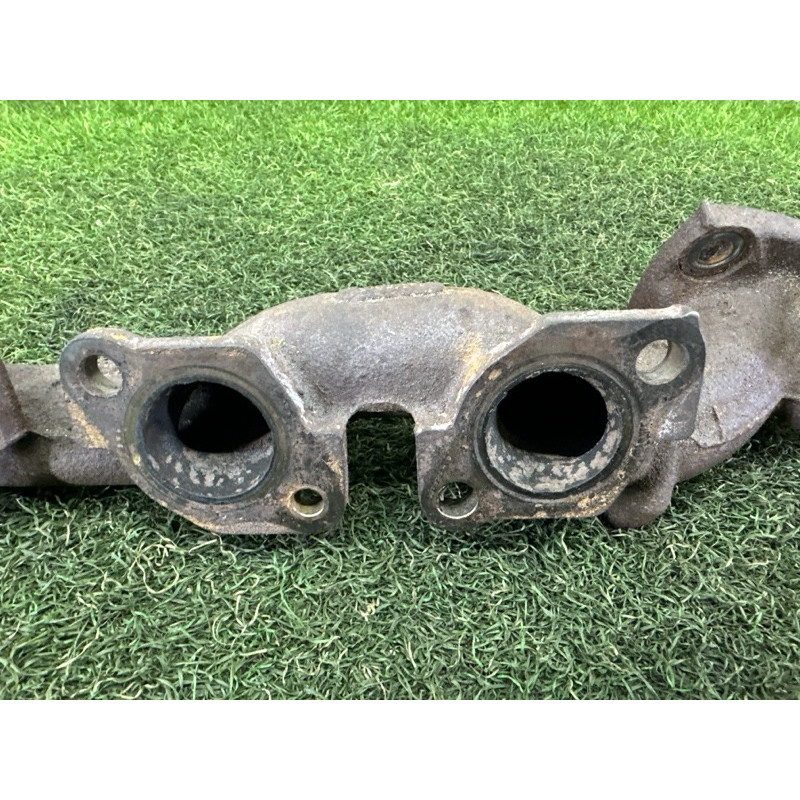 Коллектор выпускной (выпускная система) LAND ROVER RANGE ROVER Sport L494 2016 3.0 Diesel LR061960