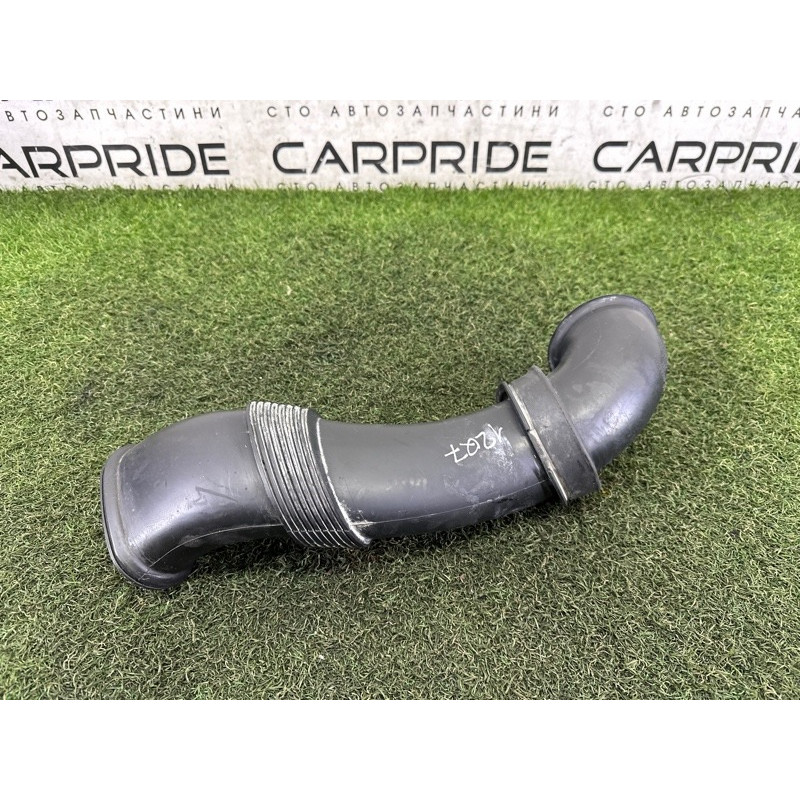 Патрубок воздушного фильтра (впускная система) AUDI Q7 4L 2011 3.0 TFSi 7L6129609C