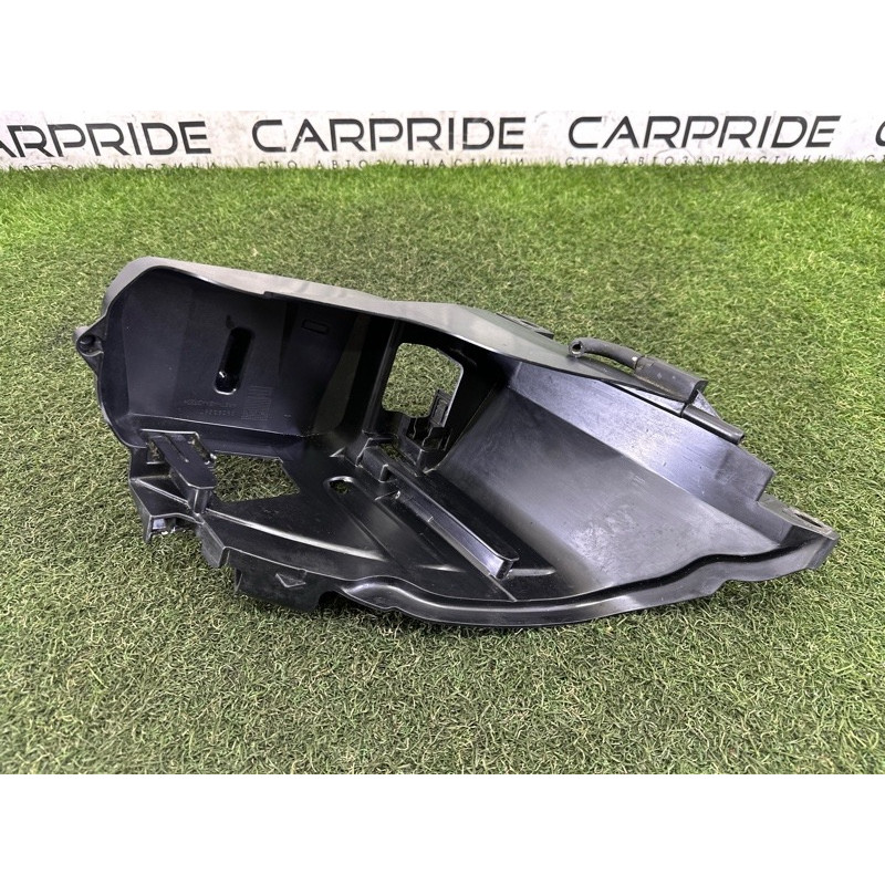 Кронштейн фары (кузов и элементы) AUDI Q7 4L 2011 3.0 TFSi 4L0941613B