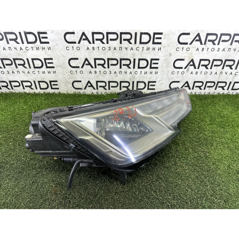 Фара (оптика) AUDI A4 B9 2017 2.0 TFSI 8W0941044B