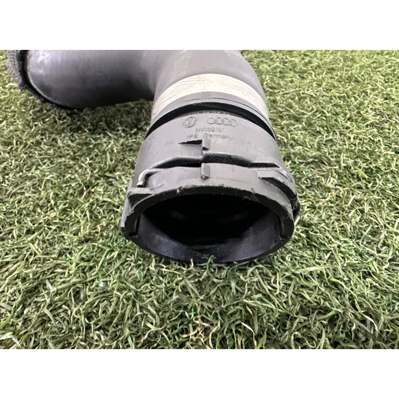 Шланг (система охолодження) AUDI A8 D4 2011 4.2 CDRA 4H0121101F