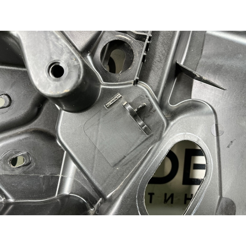 Механизм стеклоподъемника (кузов и элементы) Volkswagen Touareg II NF 2013 3.0 TDI 7P6837462B