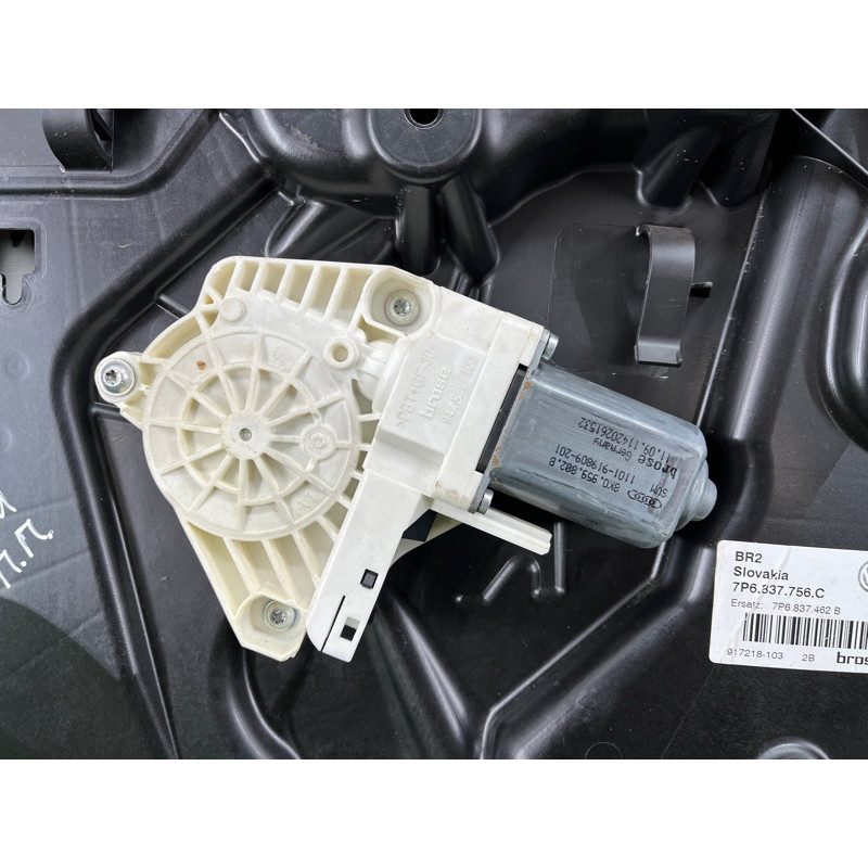 Механизм стеклоподъемника (кузов и элементы) Volkswagen Touareg II NF 2013 3.0 TDI 7P6837462B