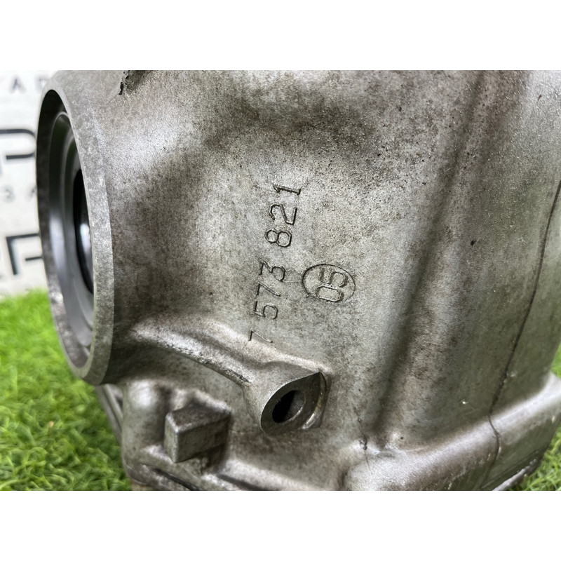 Редуктор (трансмісія) BMW 5-series F10 2011 N63B44 33107577101