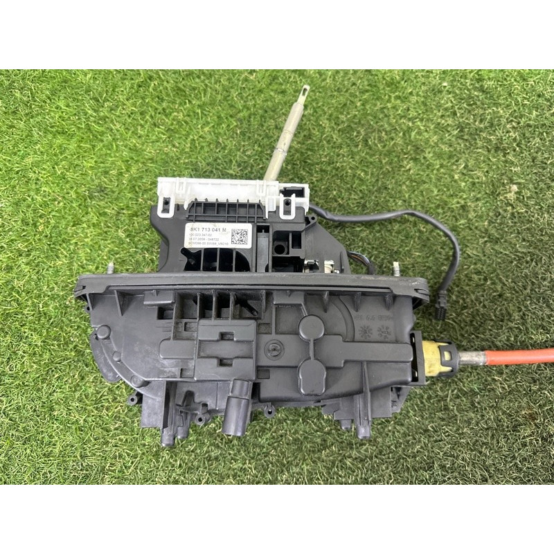 Селектор АКПП (трансмісія) AUDI Q5 8R 2010 3.2 CALB 8K1713105B