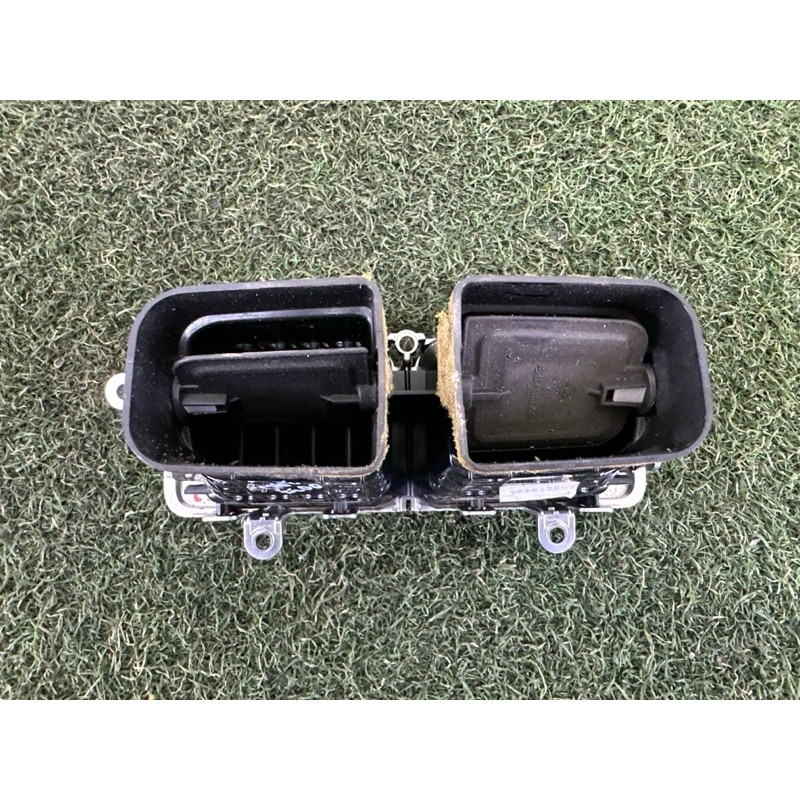 Дефлектор воздуховода (салон) LAND ROVER Range Rover L405 2016 5.0 LR048782