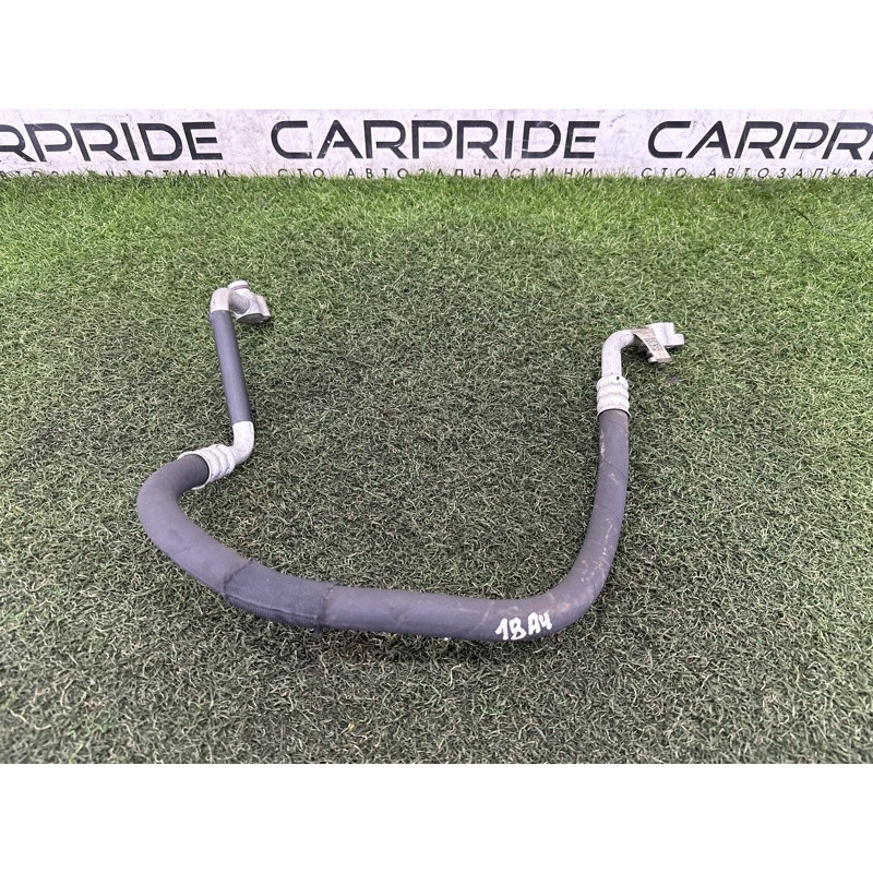 Трубка кондиционера (отопление и кондиционирование) AUDI A4 B8 2013 2.0 TFSI 8T0260701N