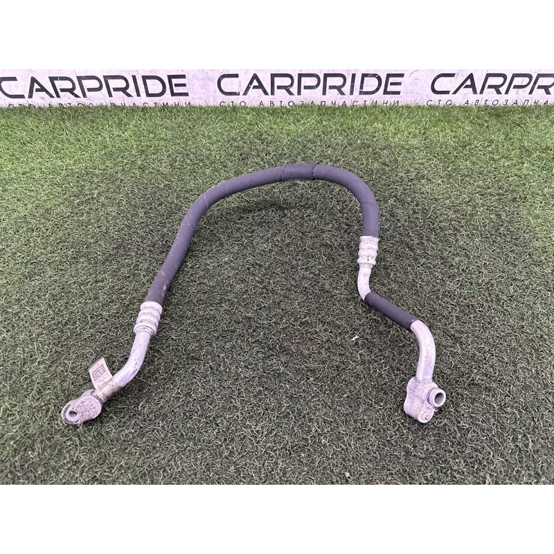 Трубка кондиционера (отопление и кондиционирование) AUDI A4 B8 2013 2.0 TFSI 8T0260701N