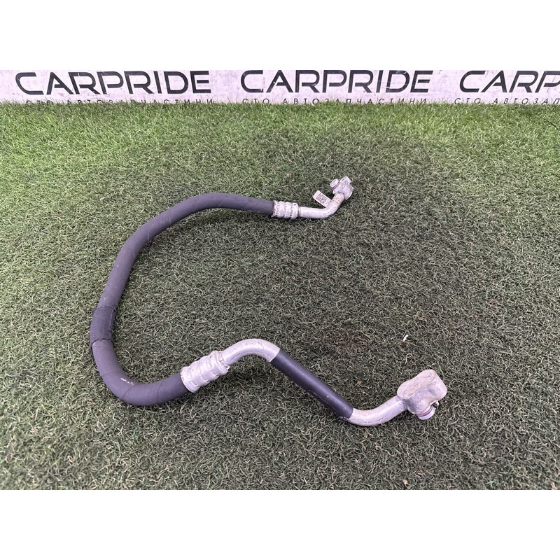 Трубка кондиционера (отопление и кондиционирование) AUDI A4 B8 2013 2.0 TFSI 8T0260701N