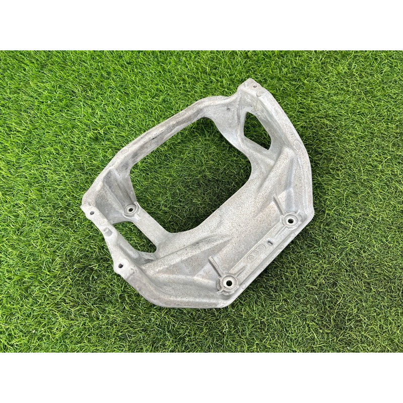 Кронштейн торпедо (салон) Mercedes-Benz EQB 350 X243 2022 A2476808200