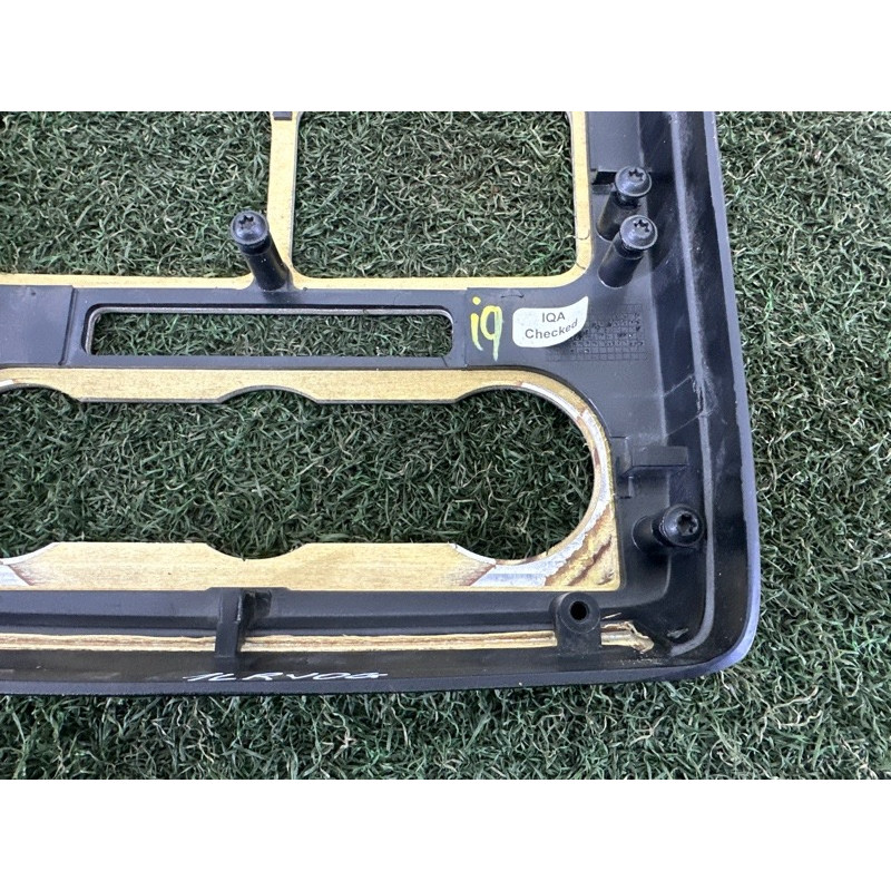 Декоративна накладка центральної консолі (салон) LAND ROVER Range Rover L405 2016 5.0 LR052218