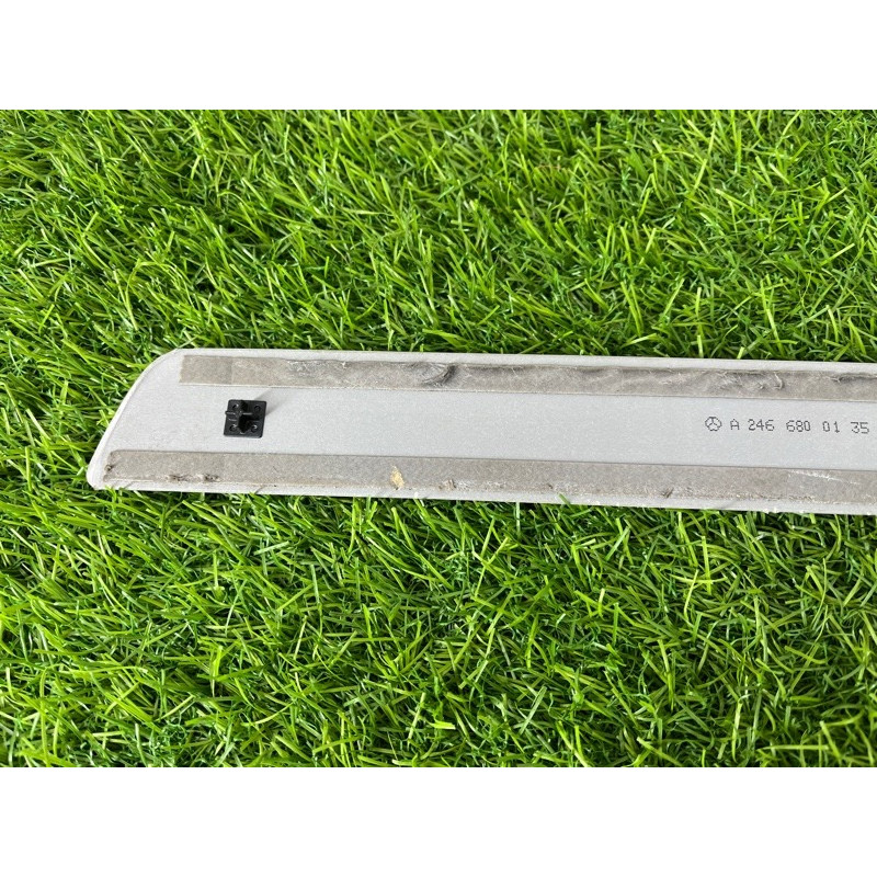 Накладка на поріг (кузов и элементы) Mercedes-Benz EQB 350 X243 2022 A1186805000