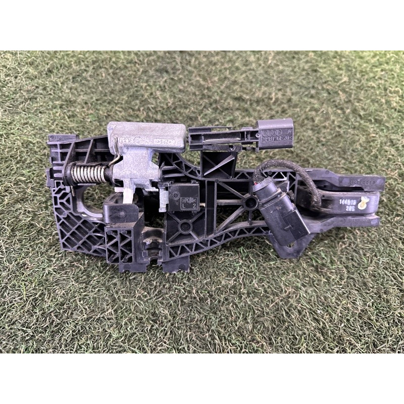 Ручка двери внешняя (кузов и элементы) AUDI Q7 4L 2011 3.0 TFSi 4L0837205BGRU