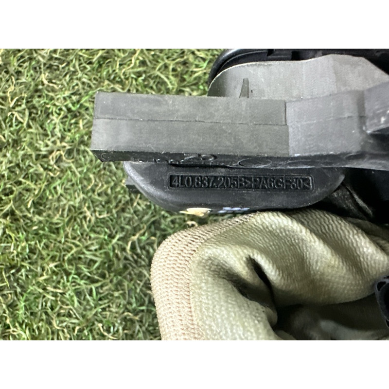Ручка двери внешняя (кузов и элементы) AUDI Q7 4L 2011 3.0 TFSi 4L0837205BGRU