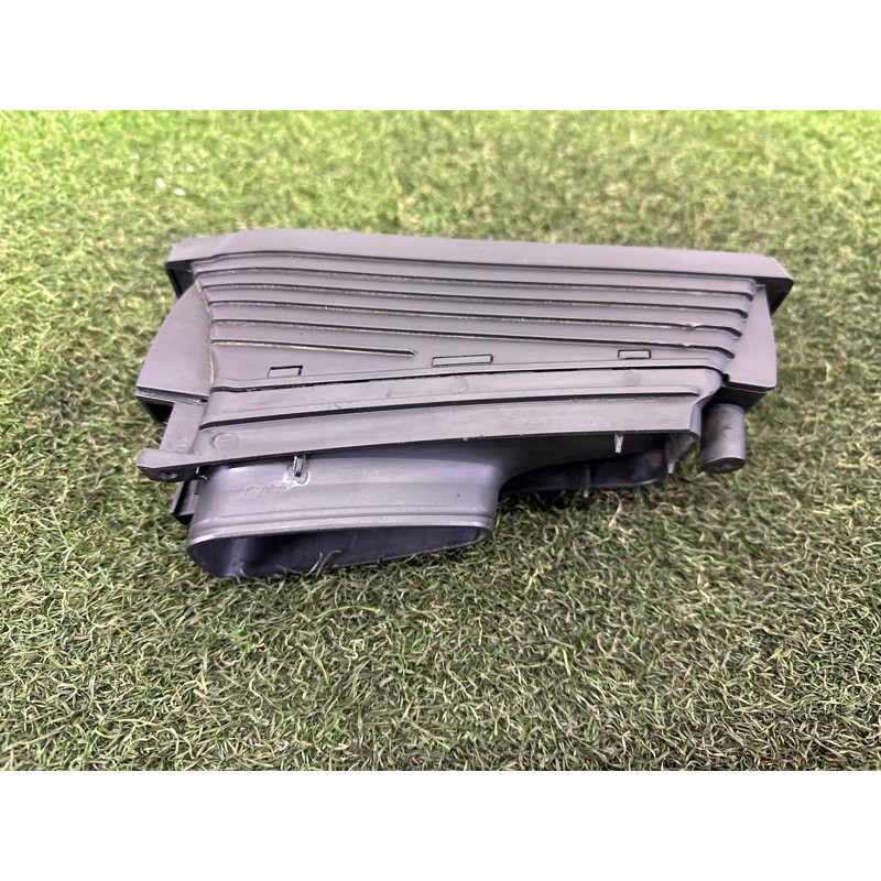 Повітрозабірник (подача палива) AUDI A8 D4 2011 4.2 CDRA 4H0129627P