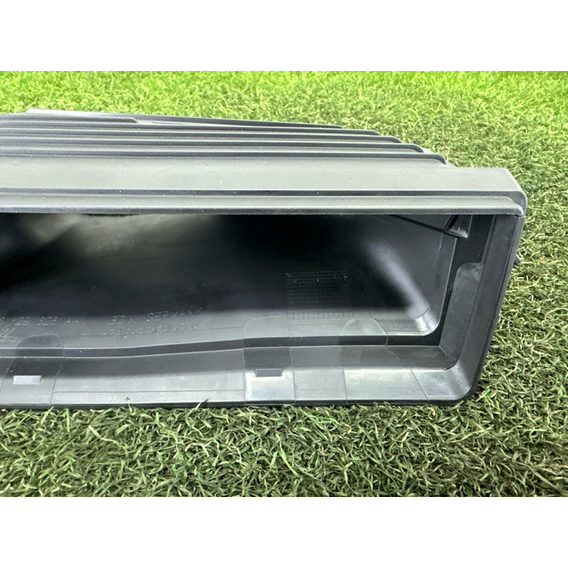 Повітрозабірник (подача палива) AUDI A8 D4 2011 4.2 CDRA 4H0129628AA