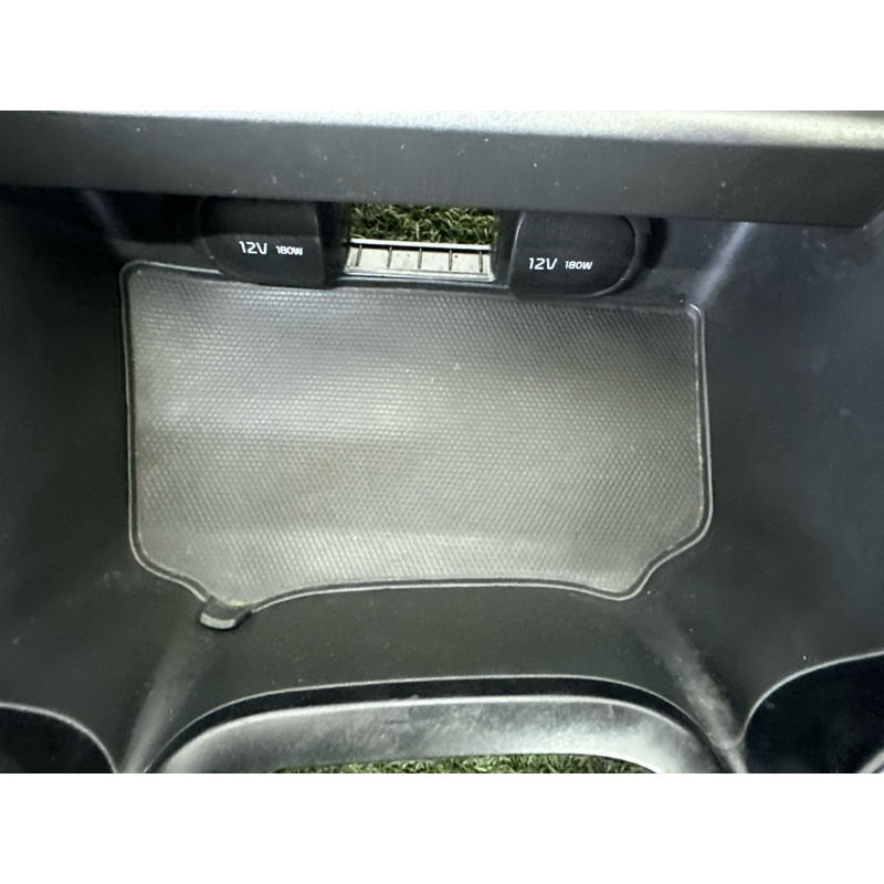 Центральная консоль (салон) KIA Soul 3 2022 2.0 84605K0180WK