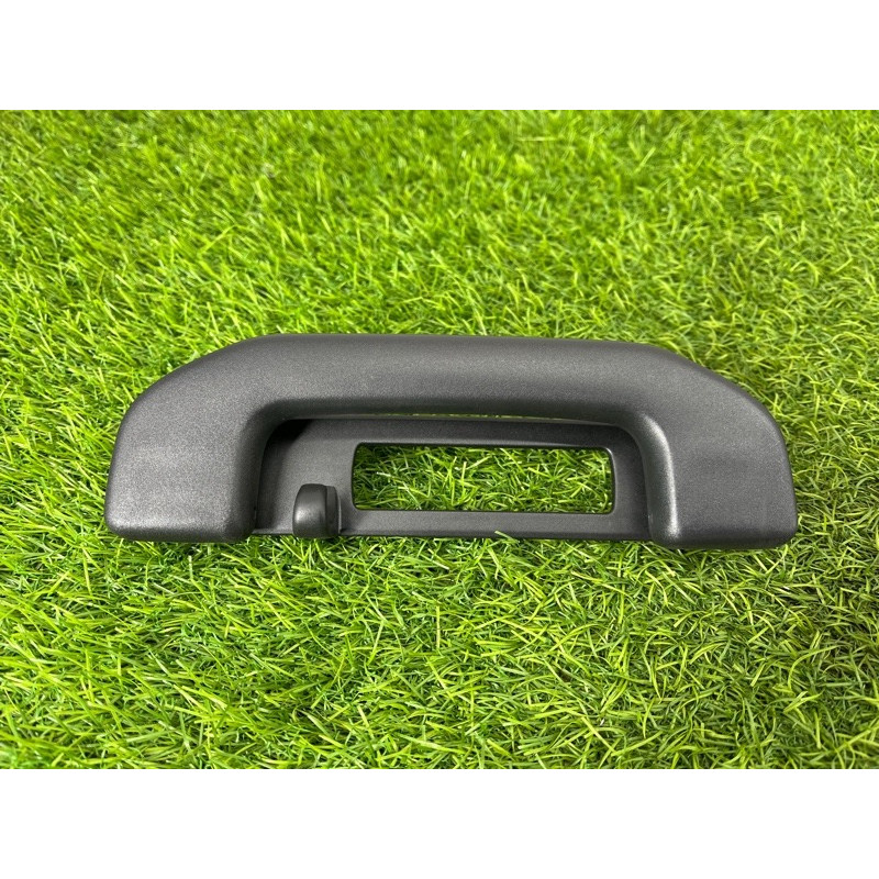 Ручка стелі (салон) Mercedes-Benz EQB 350 X243 2022 A16681006549051