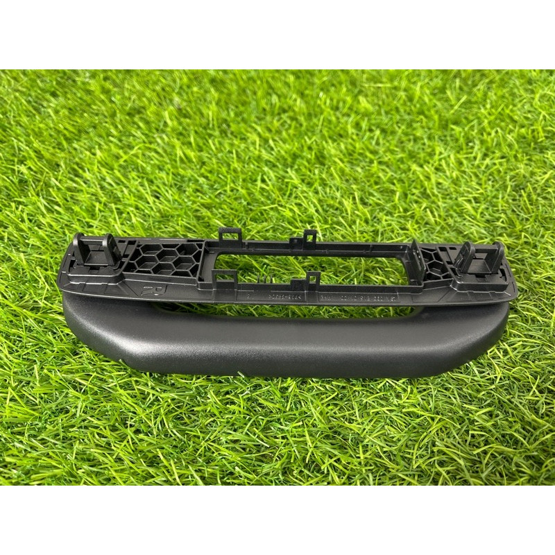 Ручка стелі (салон) Mercedes-Benz EQB 350 X243 2022 A16681006549051
