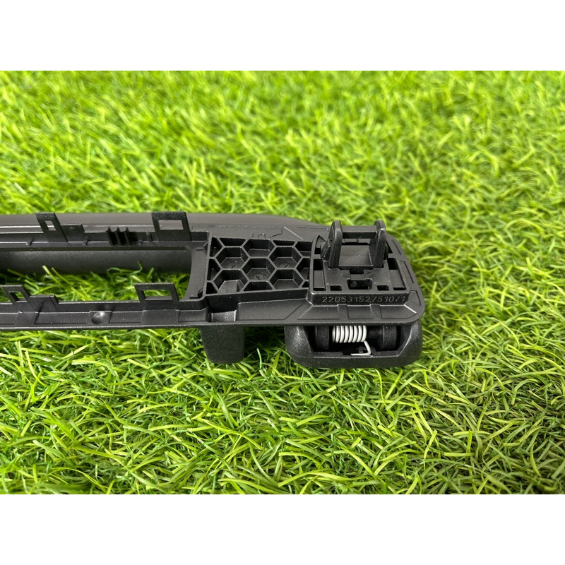 Ручка стелі (салон) Mercedes-Benz EQB 350 X243 2022 A16681006549051