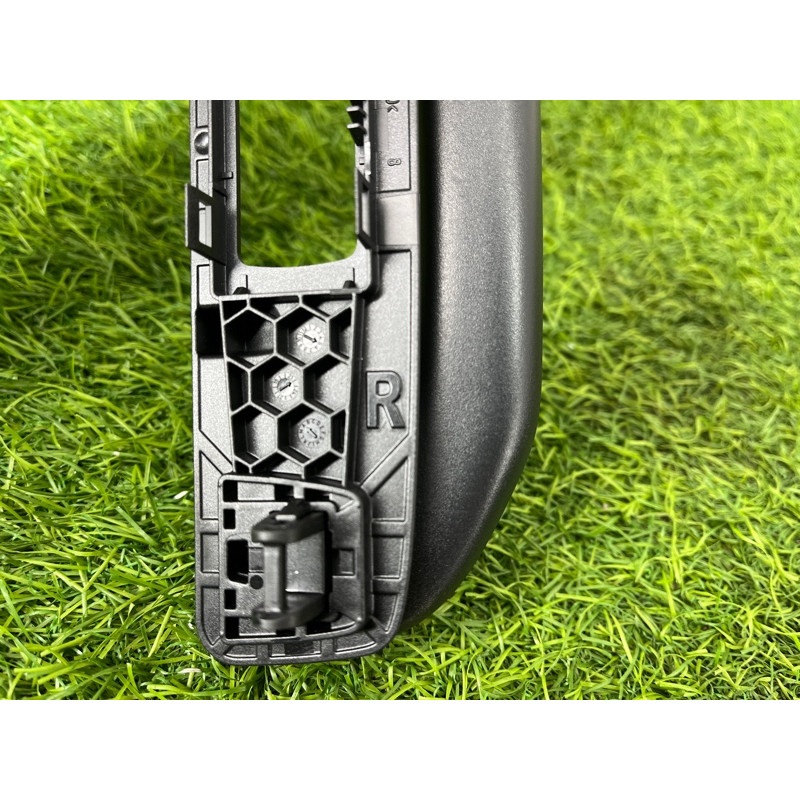 Ручка стелі (салон) Mercedes-Benz EQB 350 X243 2022 A16681006549051