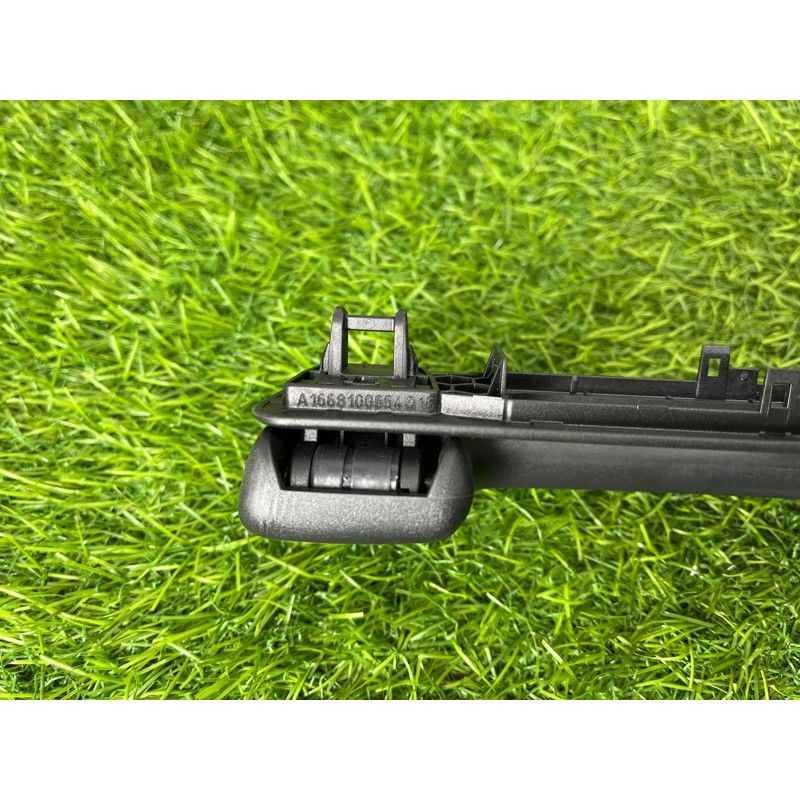 Ручка стелі (салон) Mercedes-Benz EQB 350 X243 2022 A16681006549051