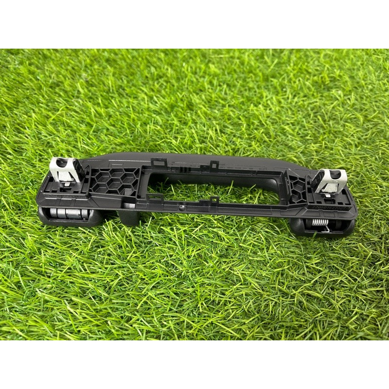 Ручка стелі (салон) Mercedes-Benz EQB 350 X243 2022 A16681005549051