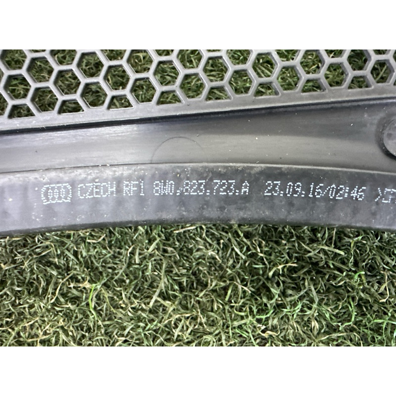 Жабо (кузов і елементи) AUDI A4 B9 2017 2.0 TFSI 8W18194039B9
