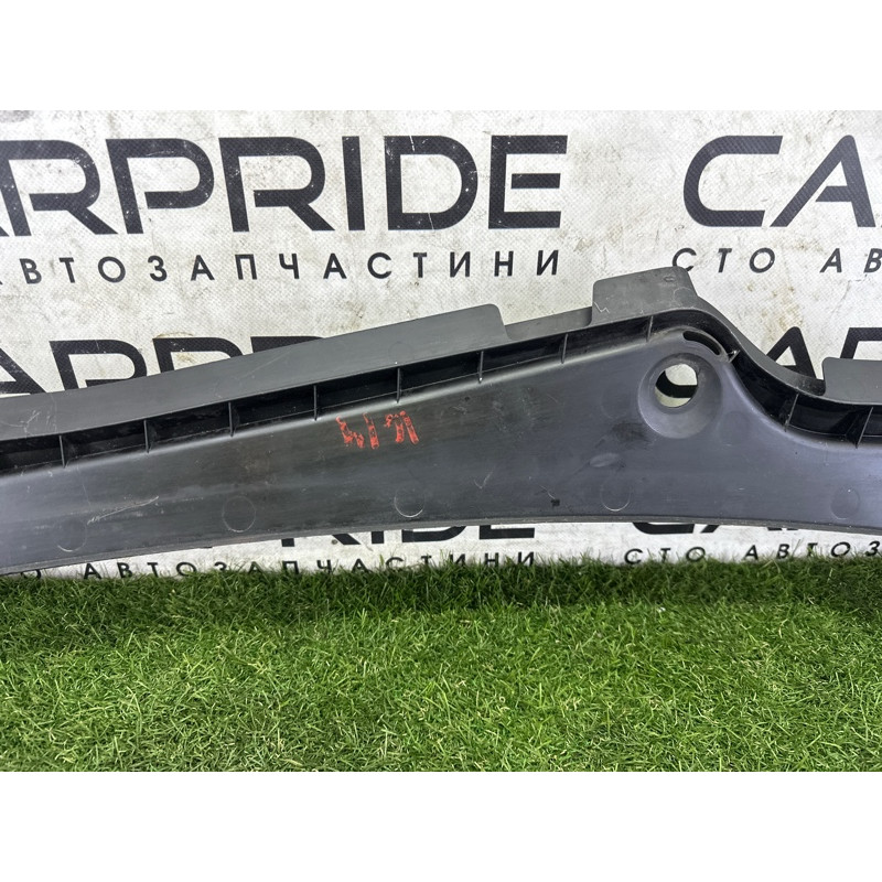 Жабо (кузов і елементи) AUDI Q5 8R 2012 3.2 8R181940301C