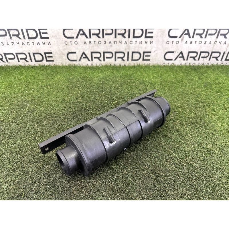 Повітряний резонатор (подача палива) Jeep Grand Cherokee WK2 2014 3.0 Diesel 52014497AB