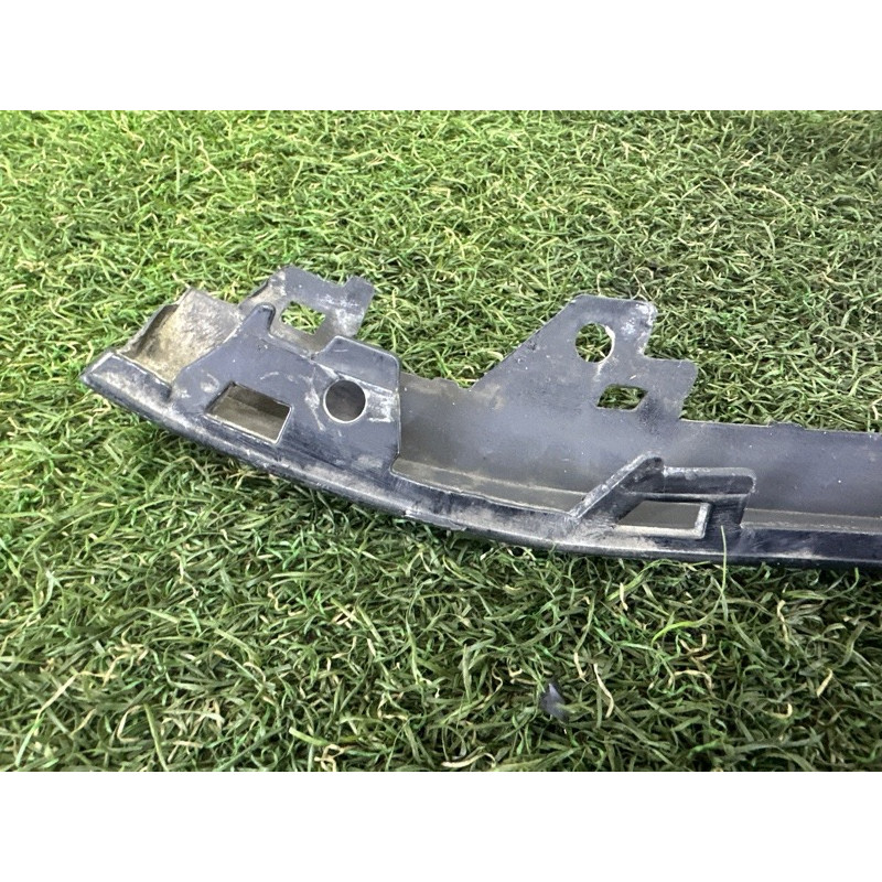 Накладка противотуманной фары (кузов и элементы) Volkswagen Touareg NF 2012 3.6 CGRA 7P6807489HGRU