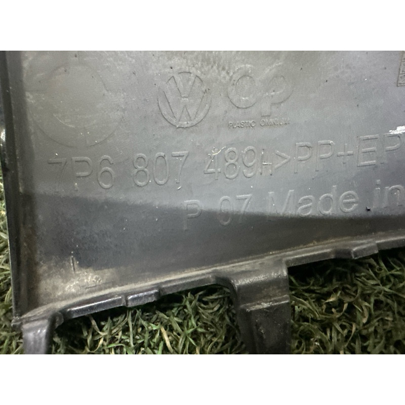 Накладка противотуманной фары (кузов и элементы) Volkswagen Touareg NF 2012 3.6 CGRA 7P6807489HGRU