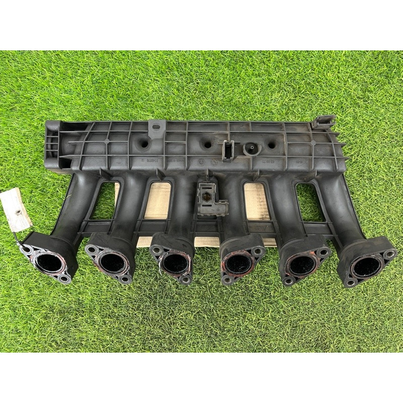 Коллектор впускной (впускная система) BMW 5-series E39 11612246180