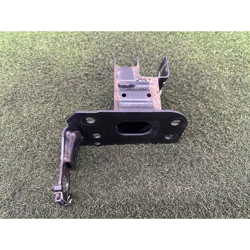 Кронштейн усилителя бампера (скло та дзеркала) AUDI Q7 4L 2011 3.0 TFSi 4L0807134C