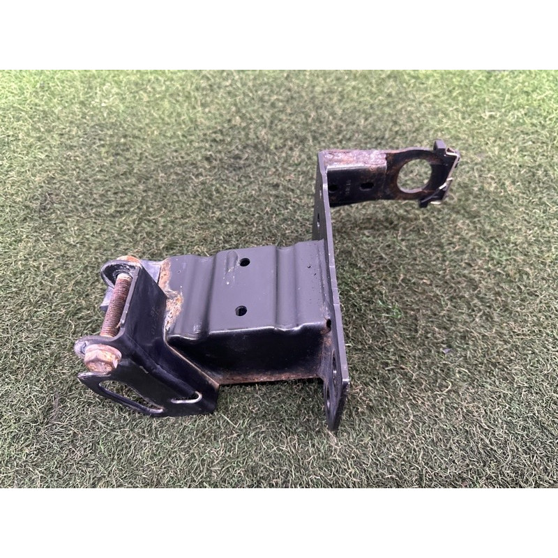 Кронштейн усилителя бампера (скло та дзеркала) AUDI Q7 4L 2011 3.0 TFSi 4L0807134C