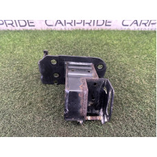 Кронштейн усилителя бампера