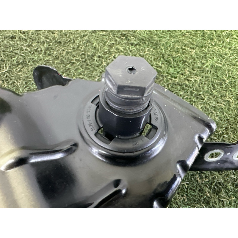 Крепление крыла (кузов и элементы) BMW X3 F25 2012 3.0 41357267328