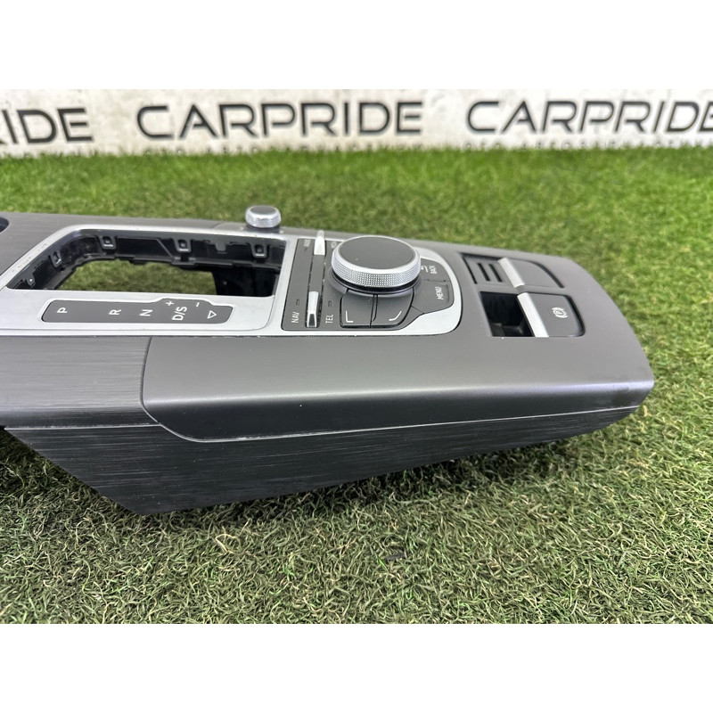 Накладка центральної консолі (салон) AUDI A3 8V 2016 1.8 CNSB 8V0919614P