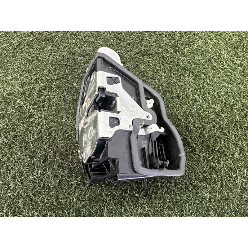 Замок дверей (кузов і елементи) BMW X3 F25 2012 3.0 51217202143