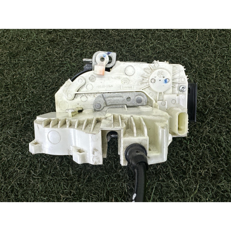 Замок дверей (кузов і елементи) Jeep Grand Cherokee WK2 2018 3.6 4589922AH