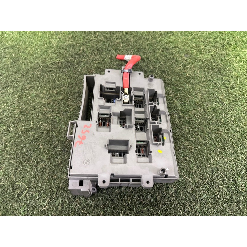 Блок предохранителей (электрика) BMW 3-series E90 2010 3.0 N54 61149119445